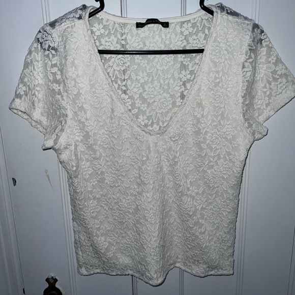 Abercrombie White Lace V Neck Top - Picture 1 of 4